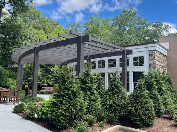 commercial pergola.